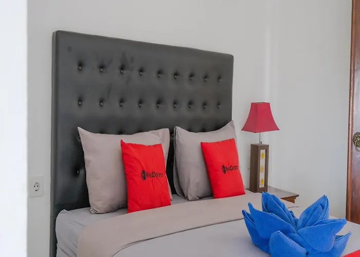 Reddoorz @ Hotel